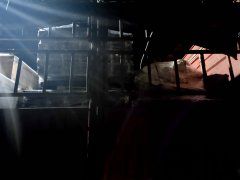 爭分奪秒，連夜發貨