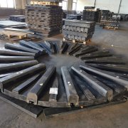 疫情、生產兩手抓——礦山橡膠廠力保定單按時完工